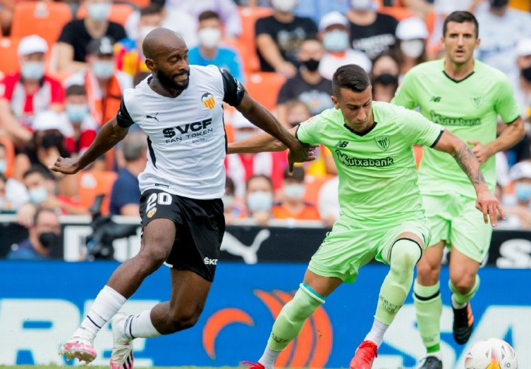 关于瓦伦西亚主力受伤，球队成绩下滑的信息