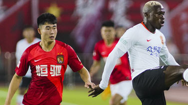 上港豪取七连胜，稳坐积分榜次席！的简单介绍