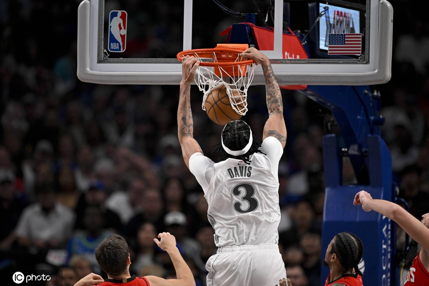 火箭击败独行侠，成功闯入西部半决赛