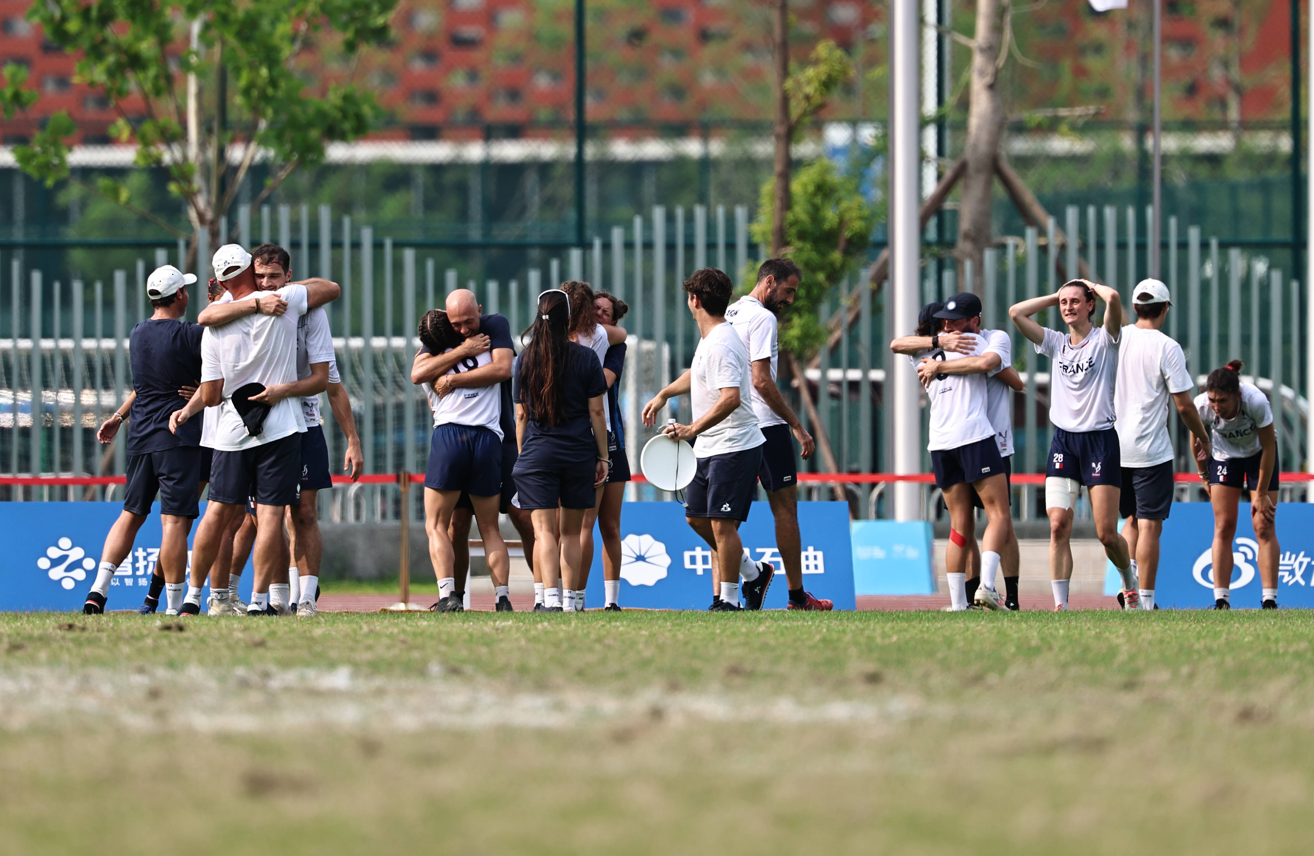 德国队表现出色，获得团体比赛铜牌