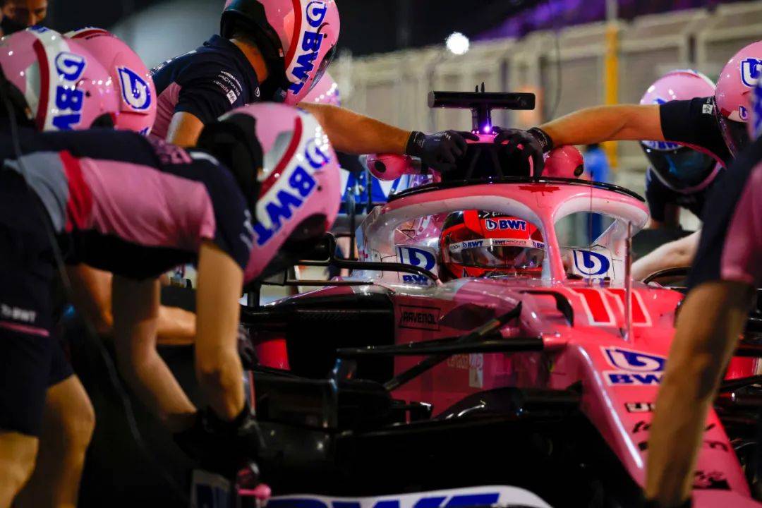 威廉姆斯绝杀梅赛德斯，佩雷兹关键制胜的简单介绍