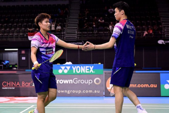 韩国队完胜马来西亚队，黄鸭组合扛起全队