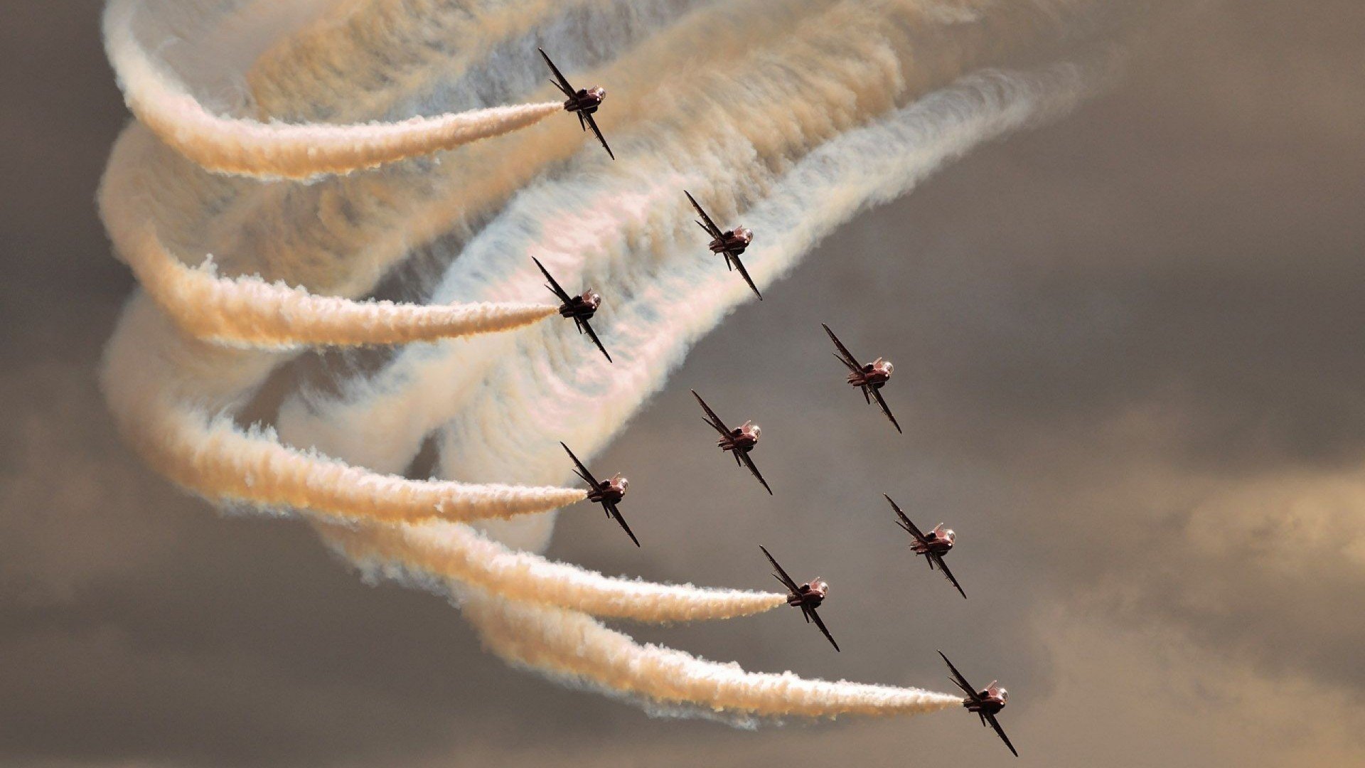 平行的英雄叙事，从雄鹿终结老鹰，到布克在欧冠半决赛的接管