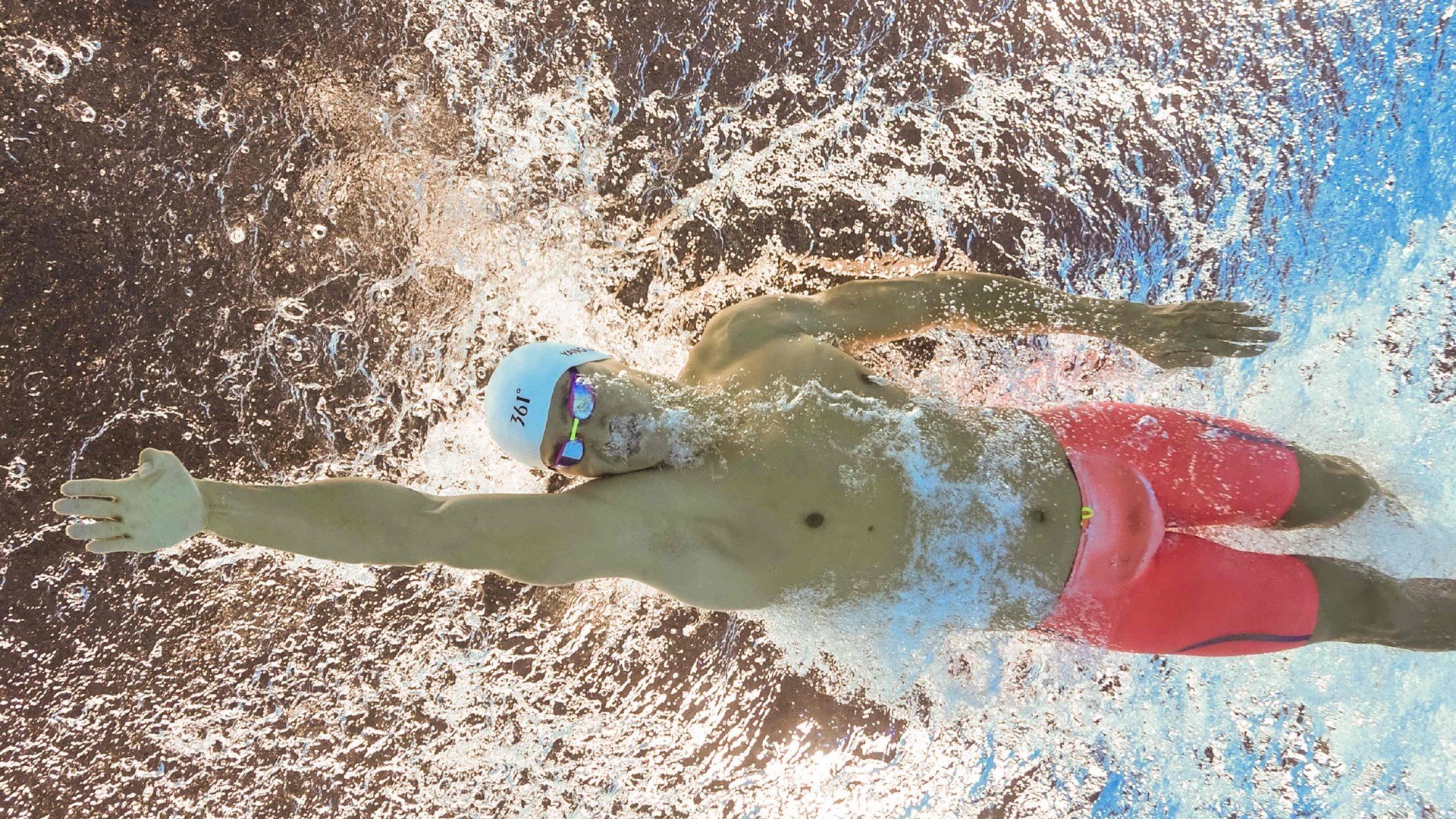 硝烟下的数据狂飙,当加维撕碎世界排名的纸面游戏