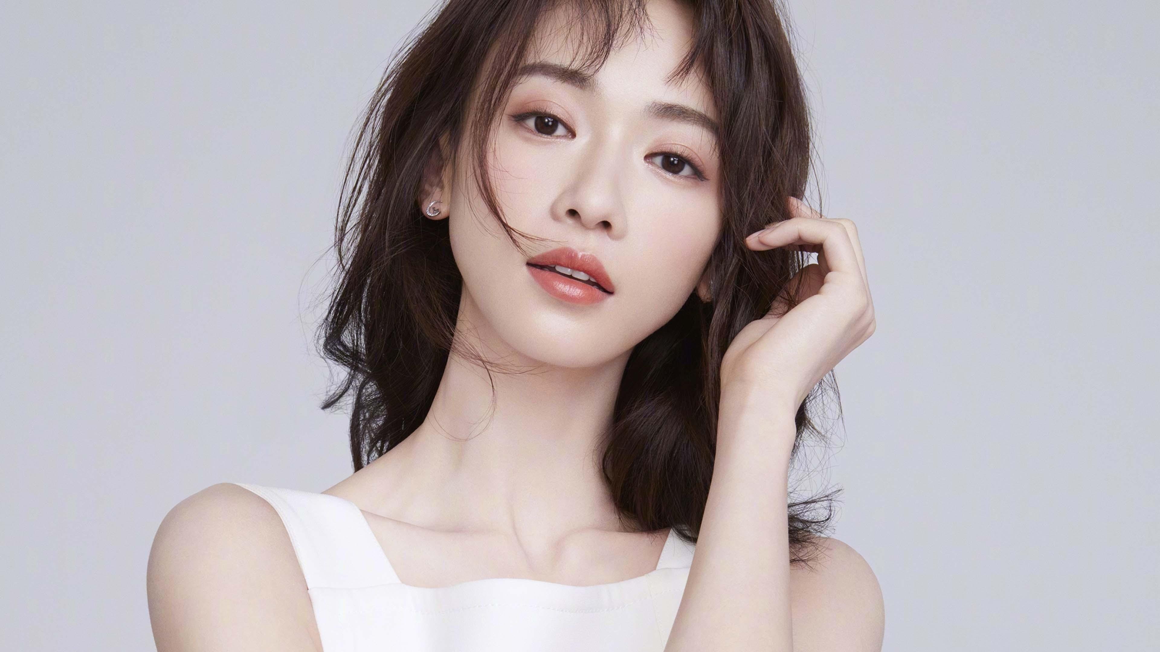 孤胆雄鹰撕裂苍穹，莫兰特压制级表演引领群狼吞噬雷霆